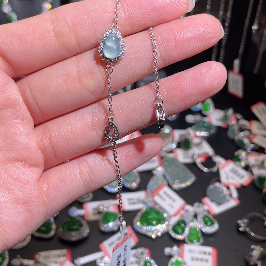 未镶嵌手链翡翠手链