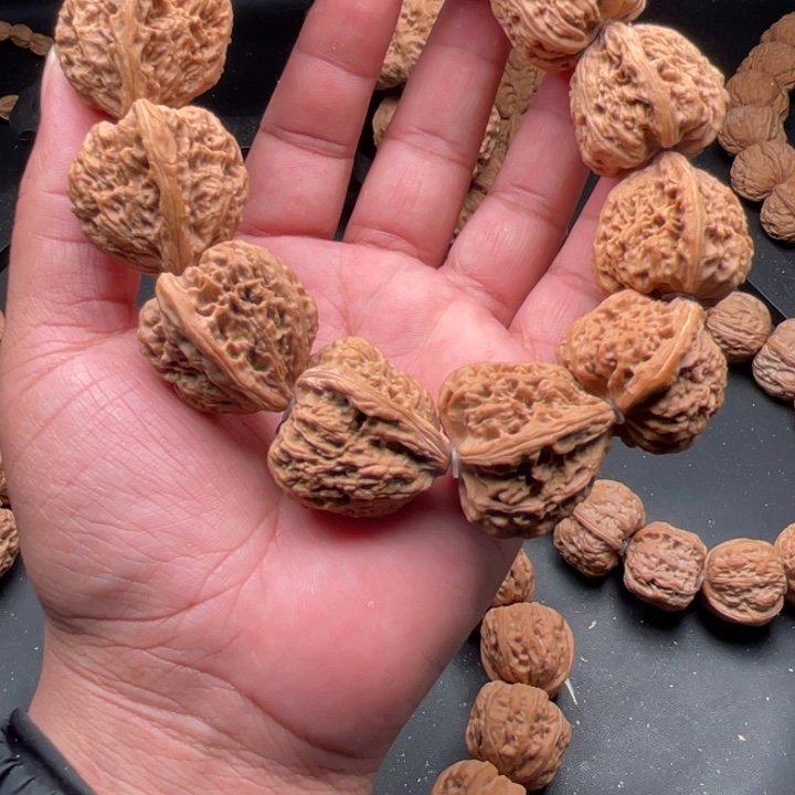 文玩核桃吊坠深**年17南疆石