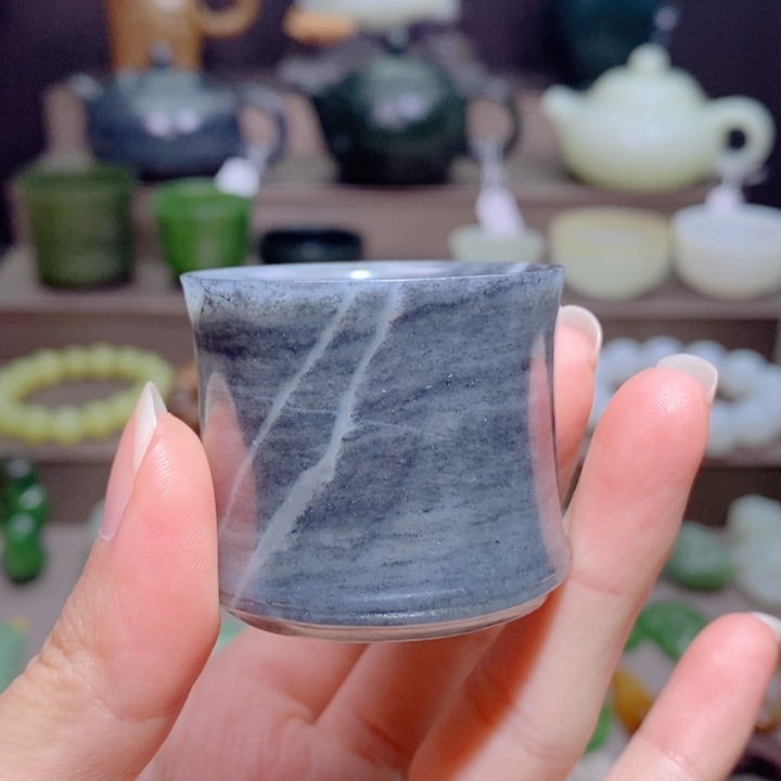 和田玉杯子未镶嵌