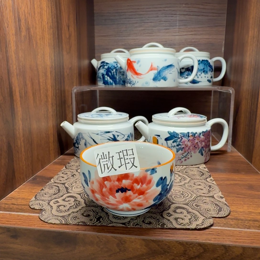 釉下手绘茶具微瑕