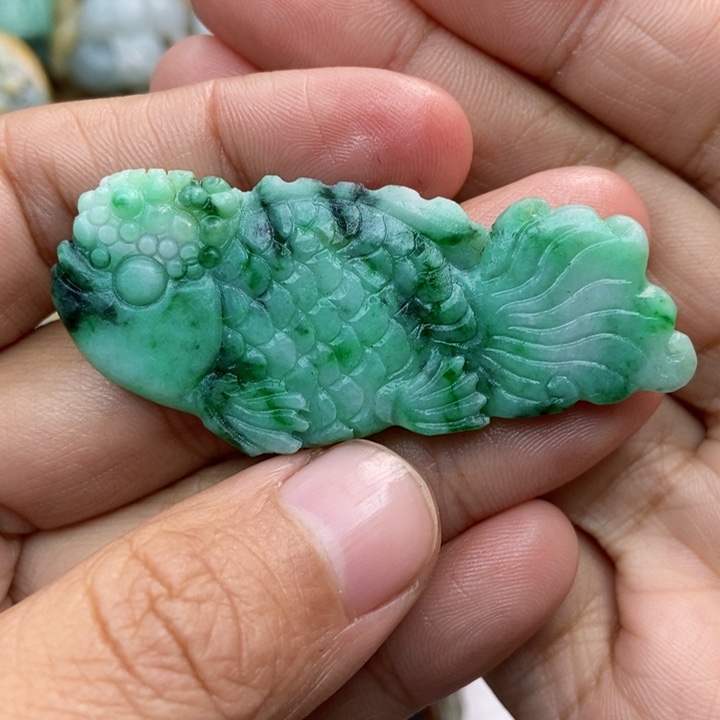 定制翡翠未镶嵌翡翠