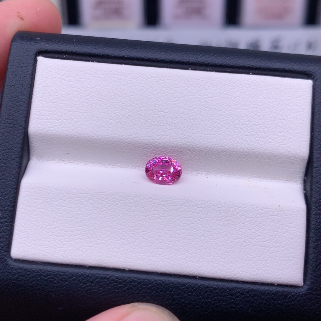 蓝宝石裸石1.23克拉无烧帕帕拉恰