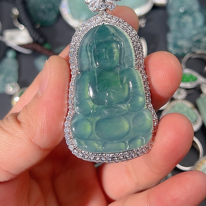 翡翠颈饰未镶嵌666666666666,