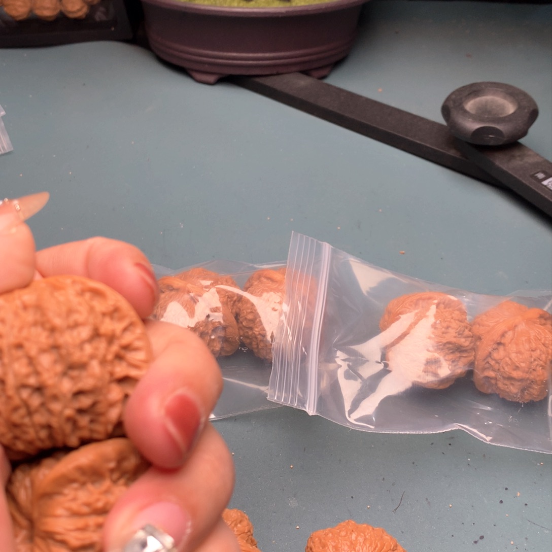 文玩核桃把件维修血麒麟3839