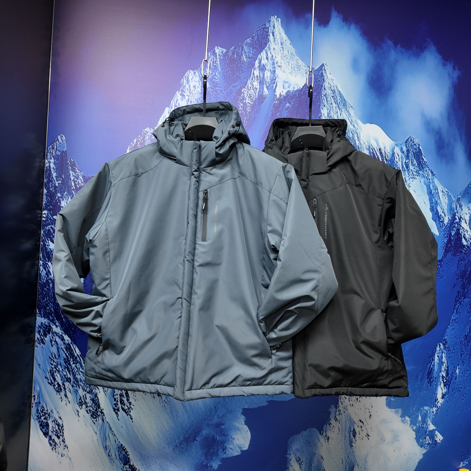 新款加棉冲锋衣拆卸帽子硬壳冲锋衣户外防风防泼耐磨登山徒步12新