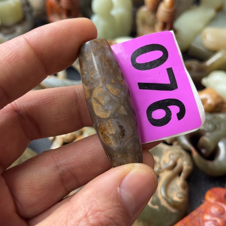 玛瑙/玉髓颈饰合金?