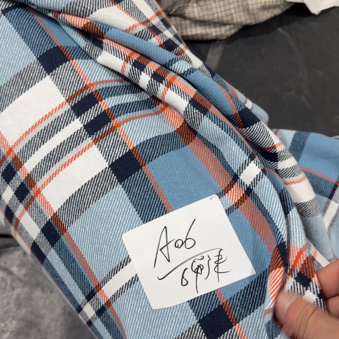 三米一份全棉磨毛A06。