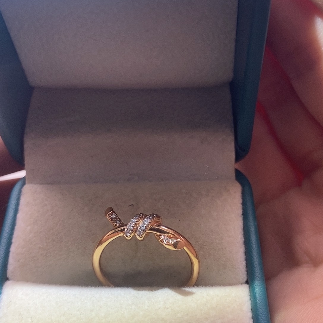 钻石戒指/指环18K金镶嵌扭绳戒指k玫14