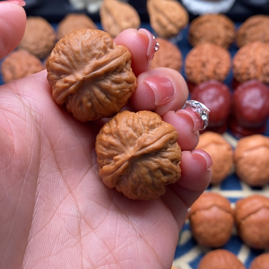 文玩核桃把件精品小手捻