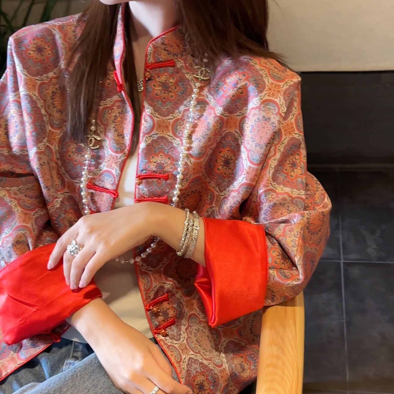 Lillieee-澜庭絮絮 新中式正红色复古设计轻奢气质外套