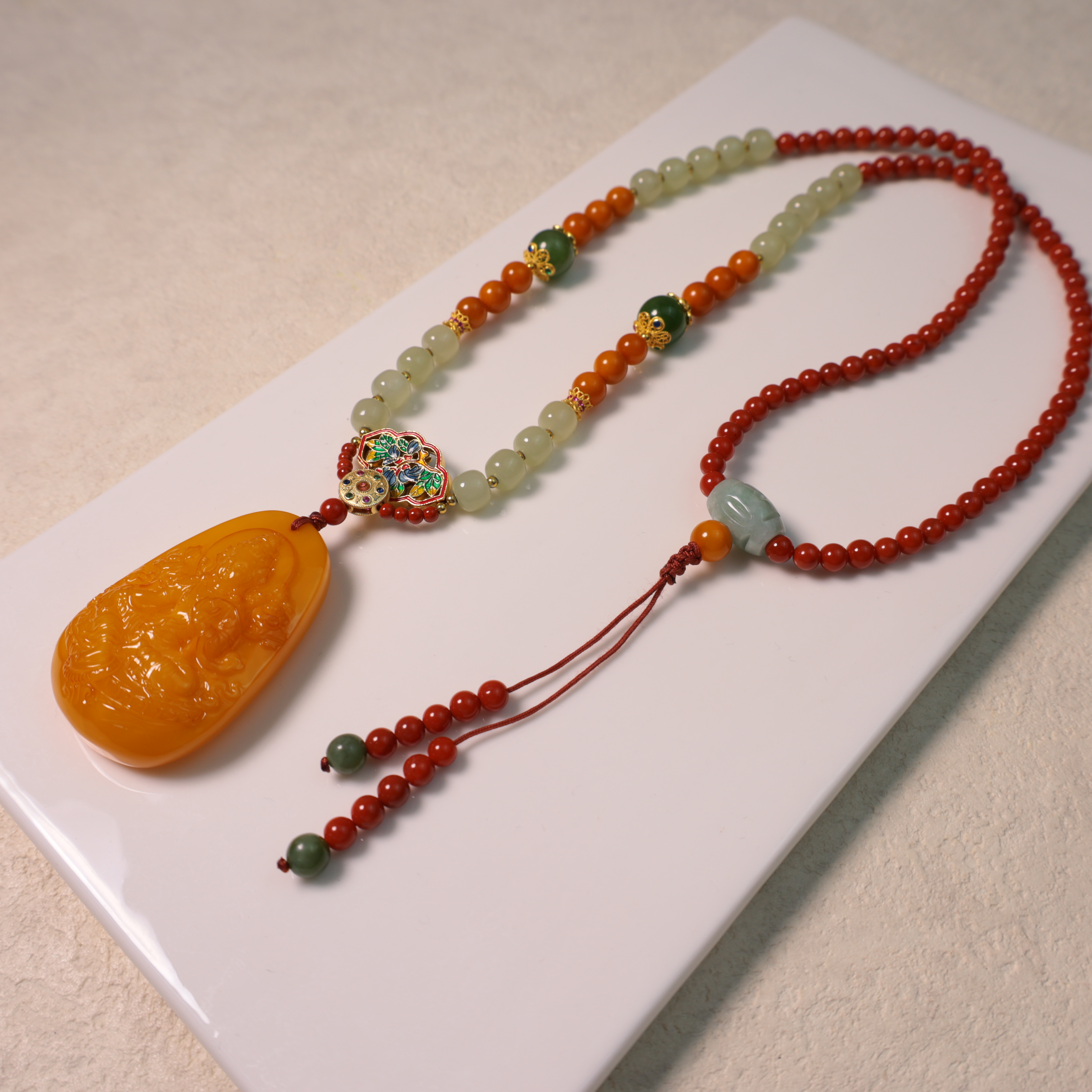 【心如珠宝甄选】蜜蜡度母南红项链 XK02226