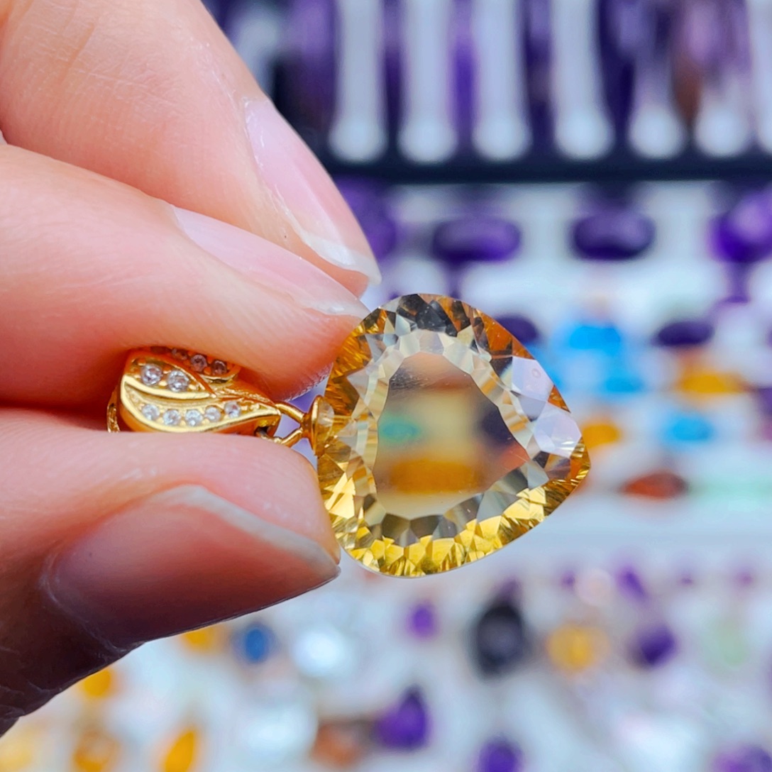 工厂精品定制天然黄水晶吊坠银S925镶嵌水晶