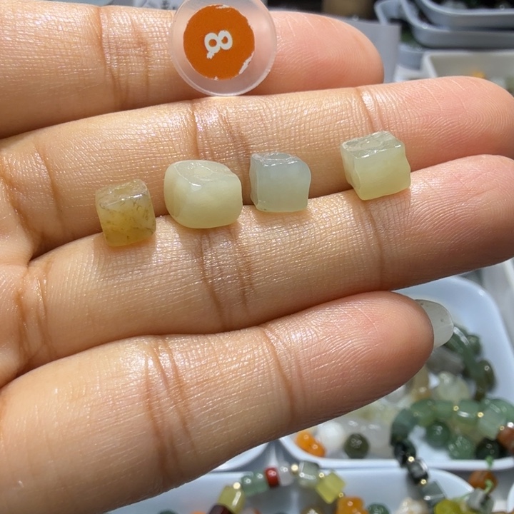 未镶嵌和田玉珠宝半成品