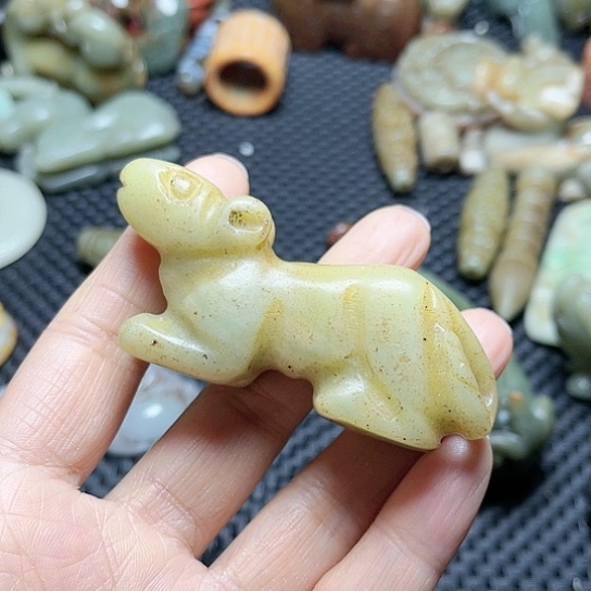 白玉菩提吊坠摆件