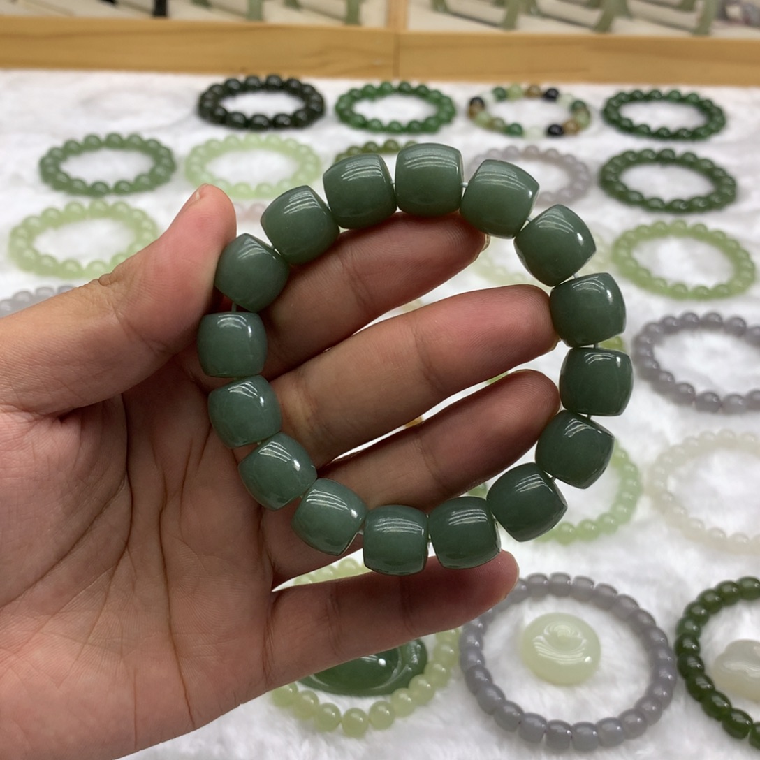 和田玉未镶嵌手串（直切且末蓝14）