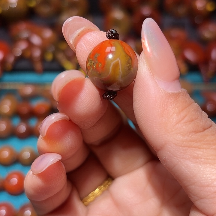 ****氼玛瑙/玉髓未镶嵌战国红珠子