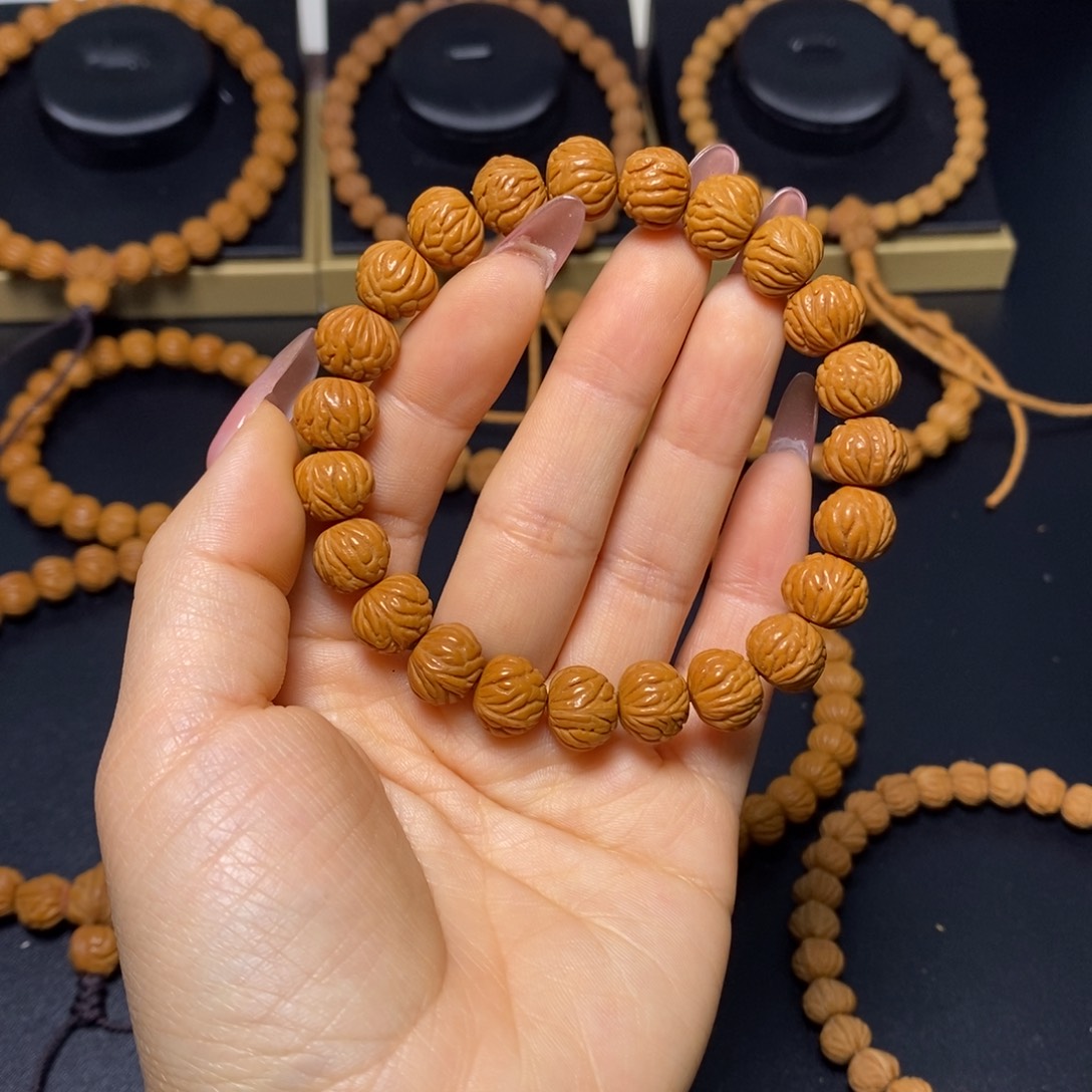 木***6桃核吊坠秦岭文玩