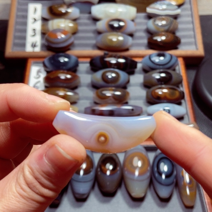 玛瑙/玉髓珠宝奇石未镶嵌