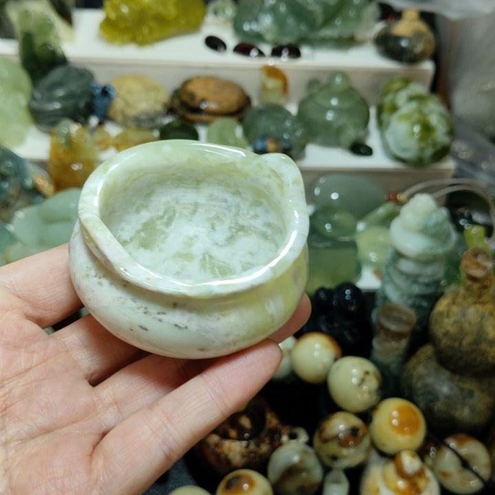 岫玉香炉微瑕未镶嵌