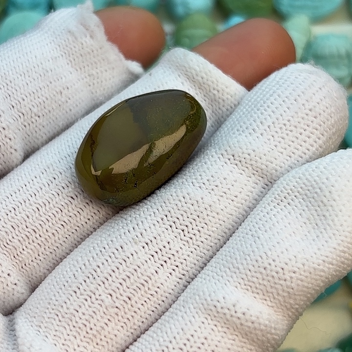 绿松石未镶嵌挂件