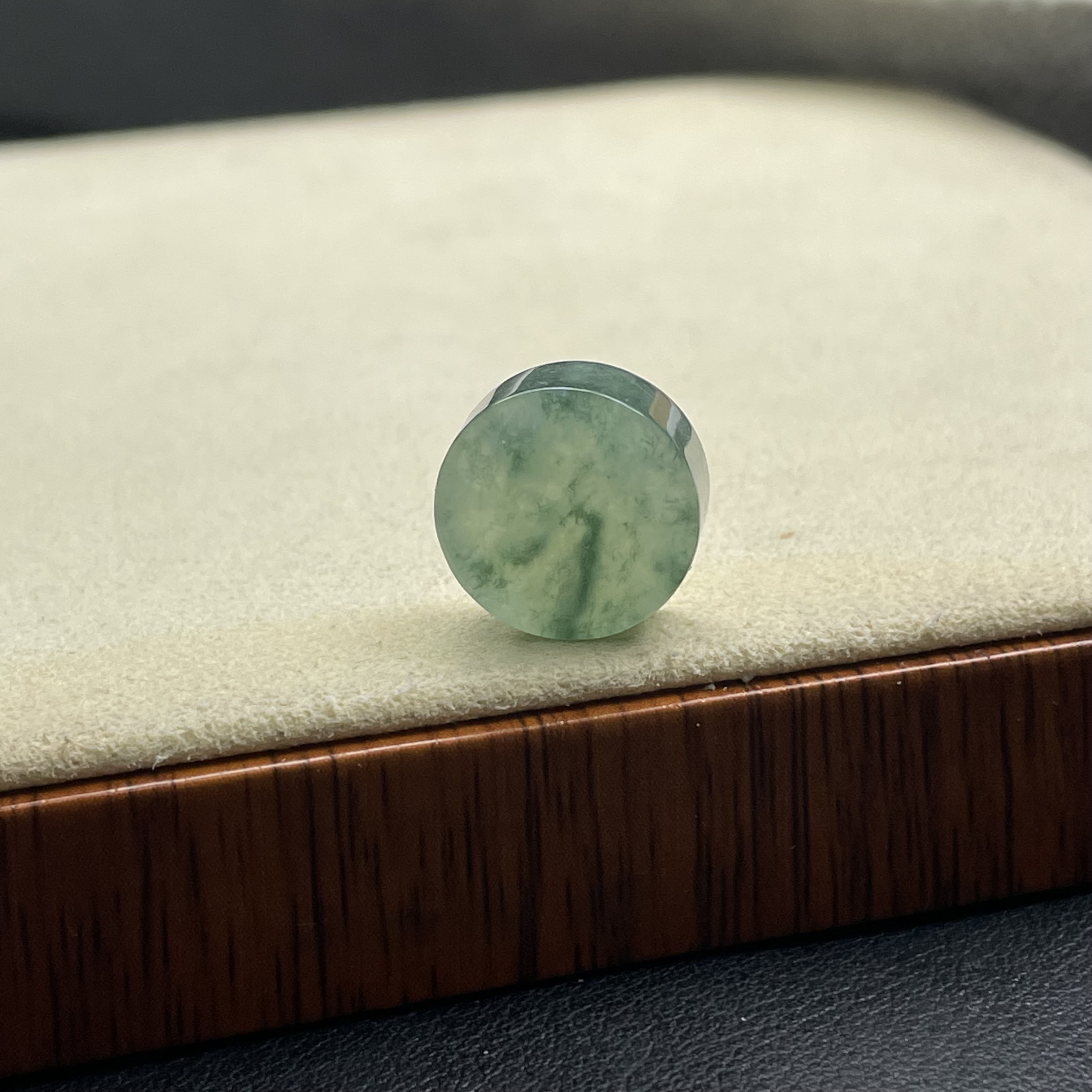 天然缅甸翡翠a货-翡翠单珠飘花无事牌13.7×5.6，可定制其他款