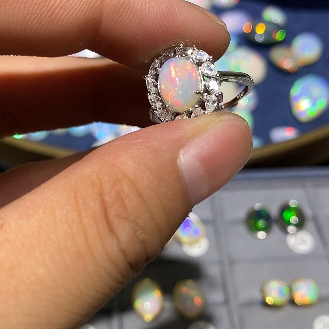 欧泊欧泊戒指银S925镶嵌