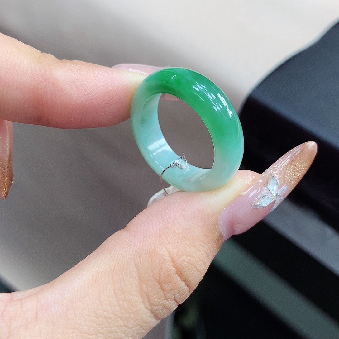 未镶嵌戒指翡翠17号