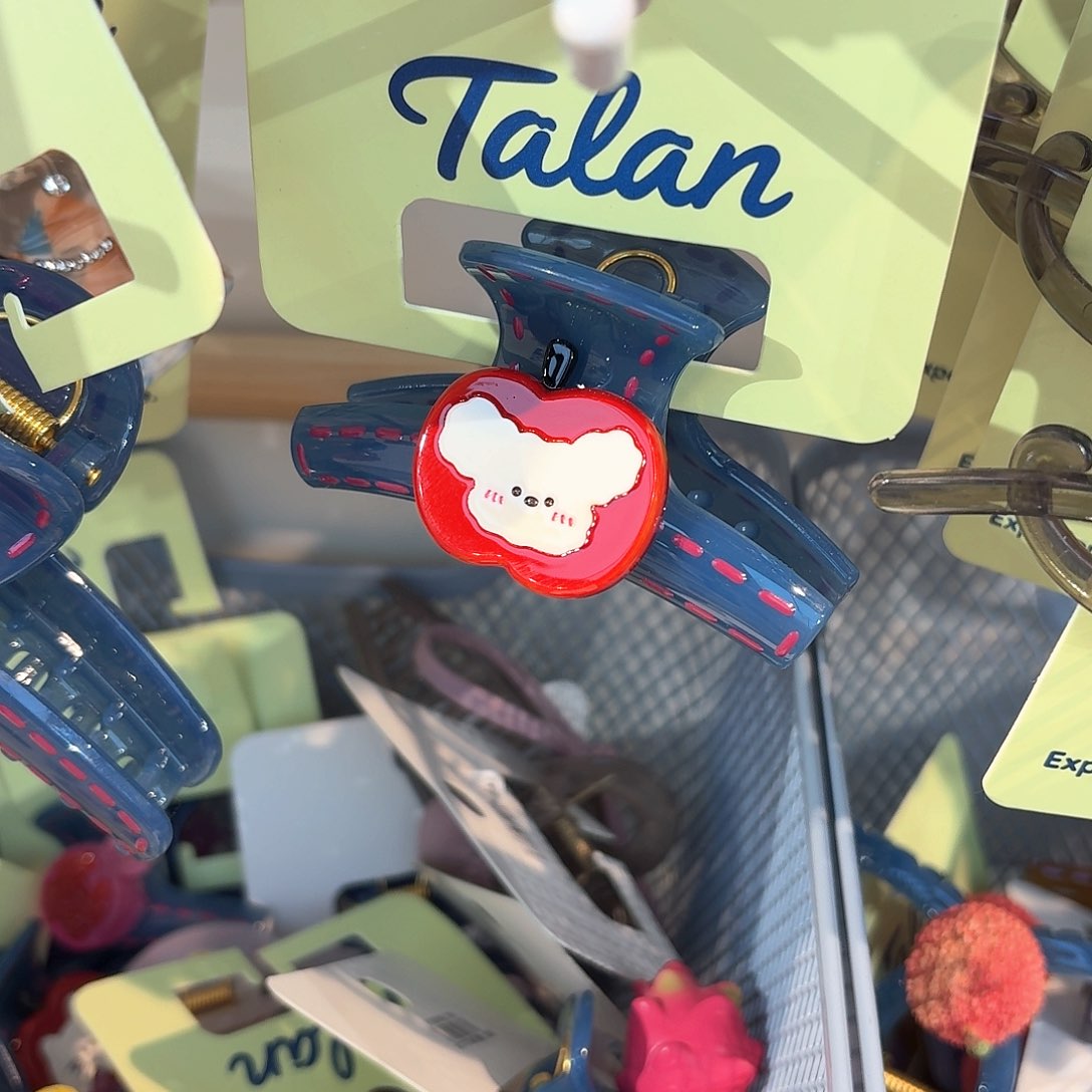 布艺铁合金苹果狗半抓