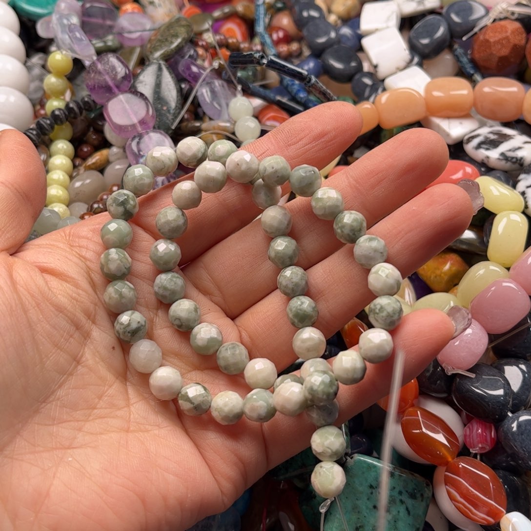 石英质玉珠宝奇石未镶嵌卡8