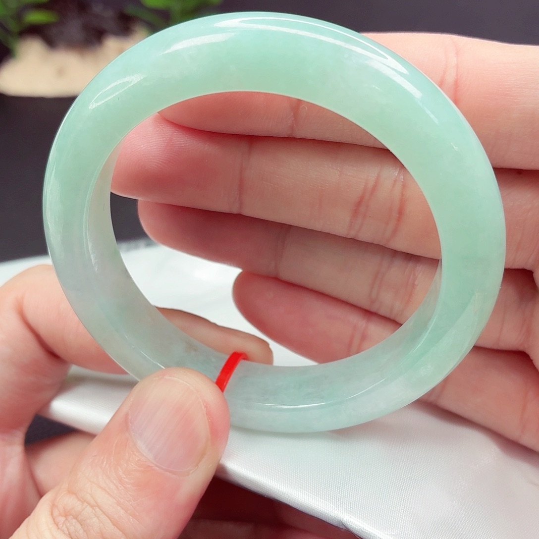 翡翠未镶嵌手镯54圈