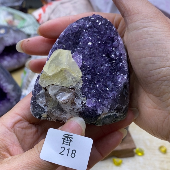 水晶大型摆件（非配饰）未镶嵌