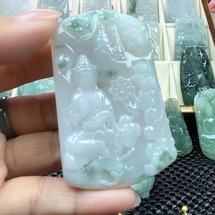 颈饰未镶嵌翡翠天然翡翠佛观天下
