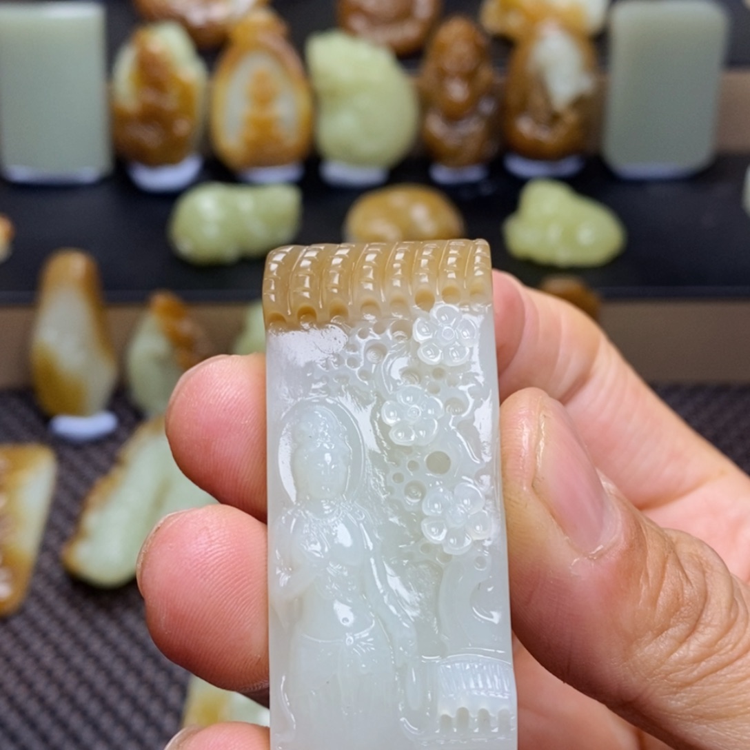 和田玉未镶嵌吊坠(不含链)