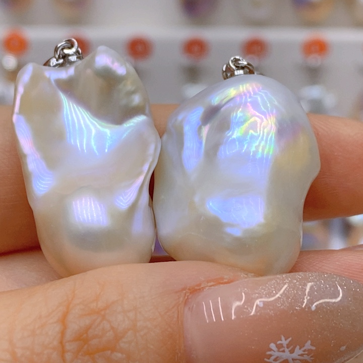 淡水珍珠吊坠(赠链)未镶嵌