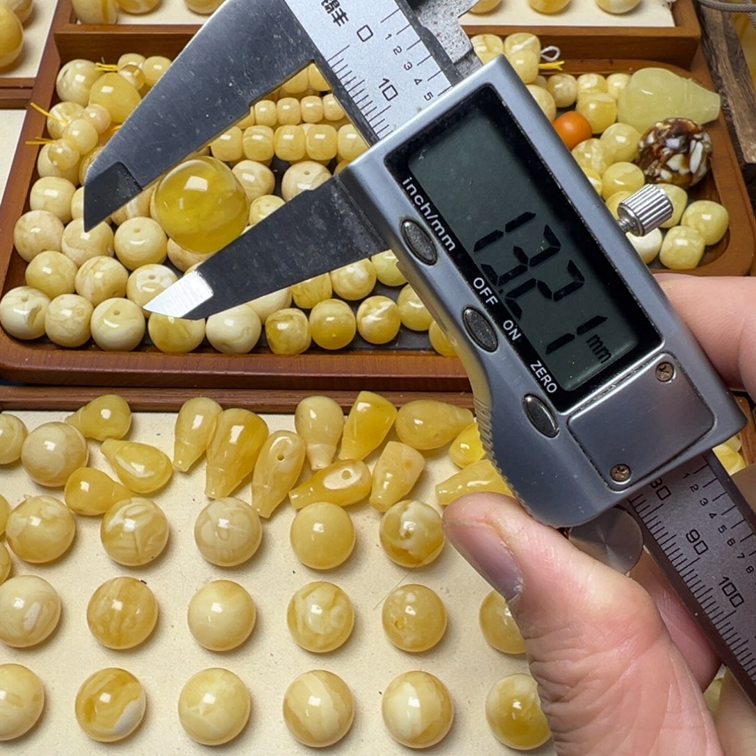 蜜蜡未镶嵌裸石琥珀蜜蜡