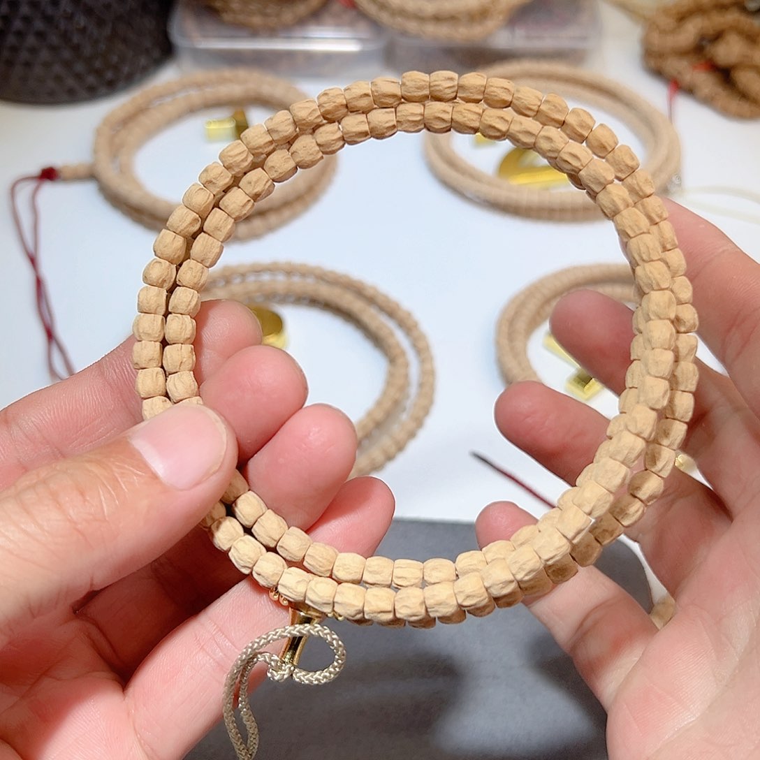 柏香籽/百香籽吊坠钦*_