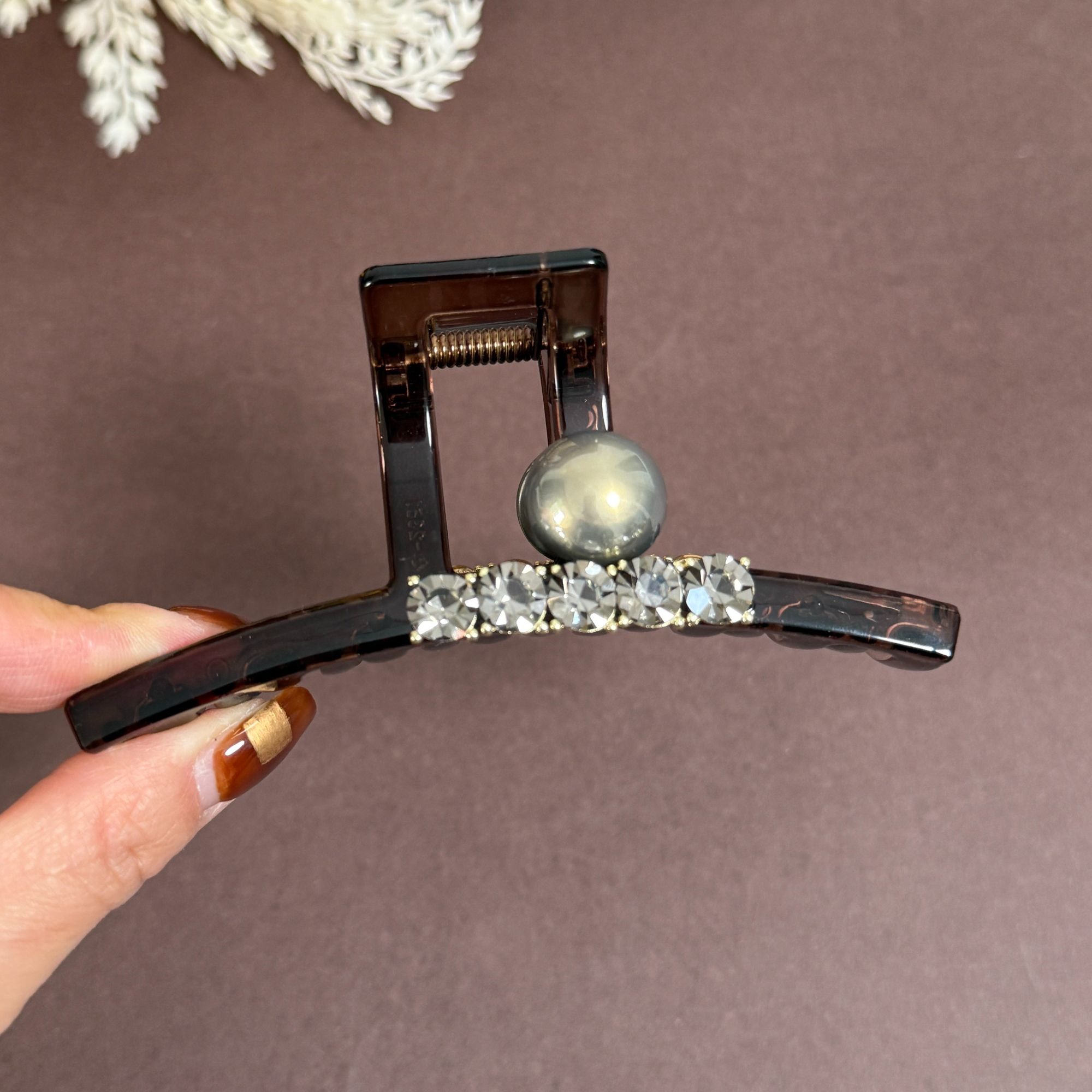 韩系茶透灰色圆珠闪钻11cm抓夹女2025新款复古风鲨鱼夹轻奢头饰