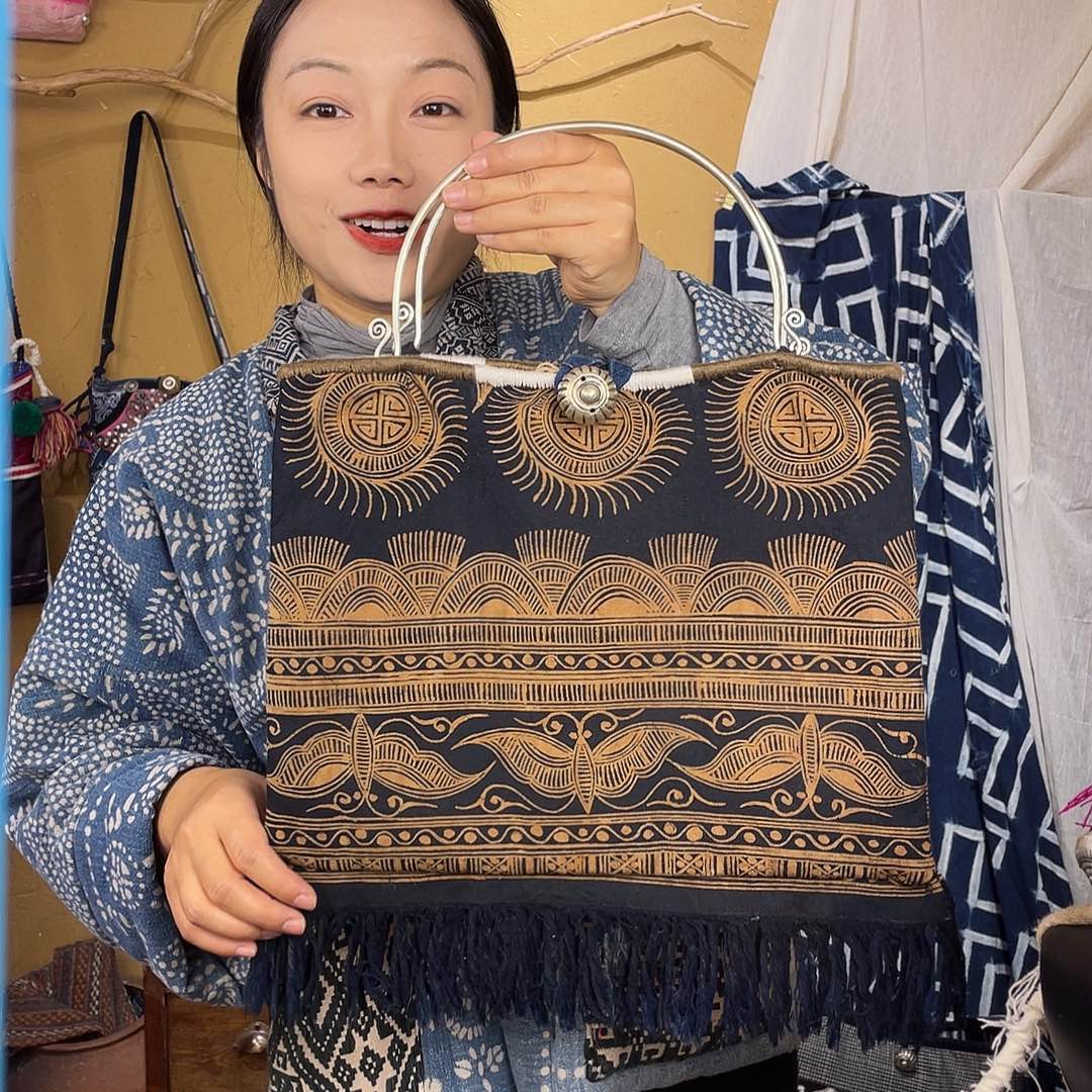 织绣手工制作工艺包包