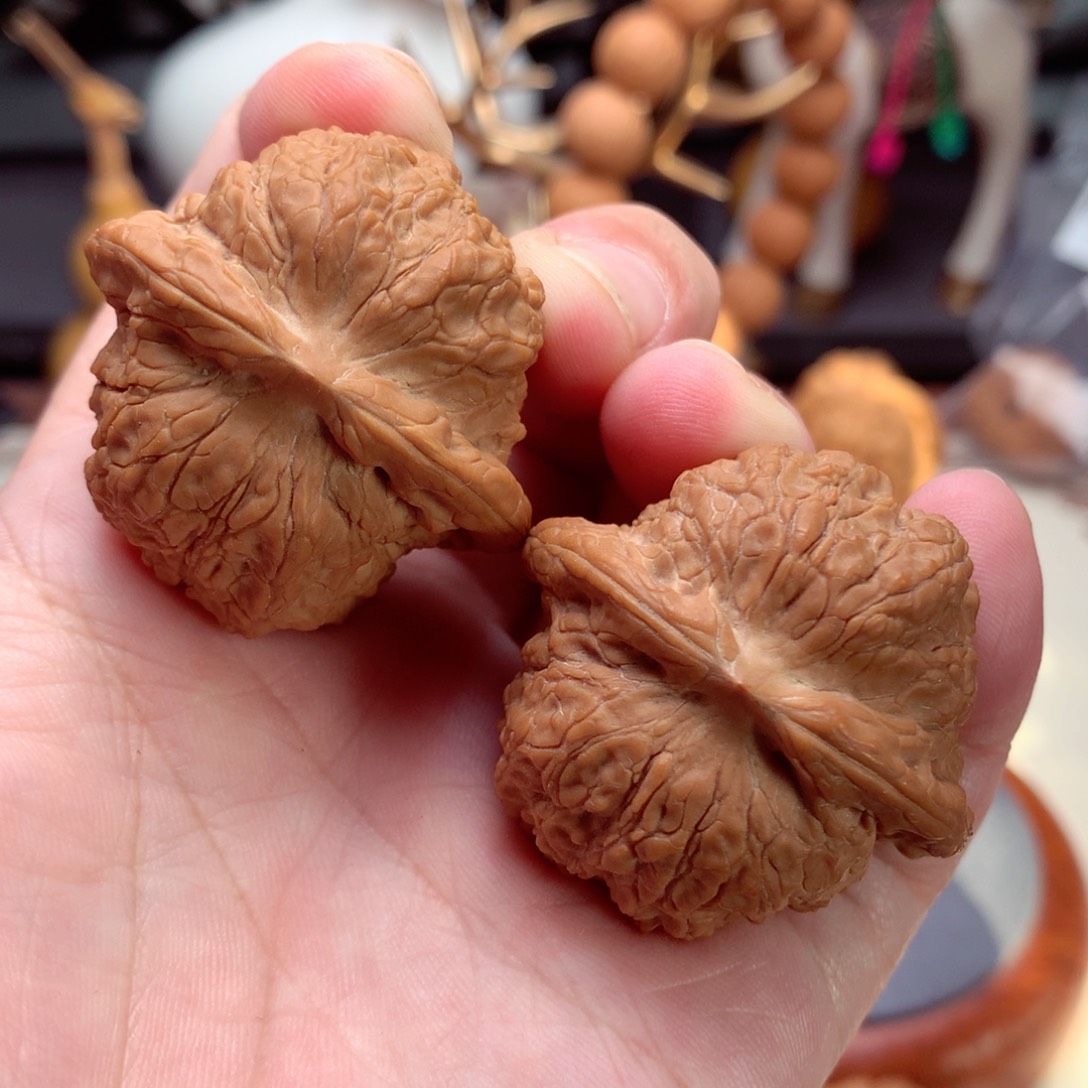 文玩核桃把件血麒麟全品满肉  1号