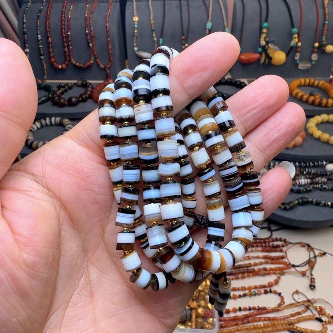 玛瑙/玉髓颈饰未镶嵌