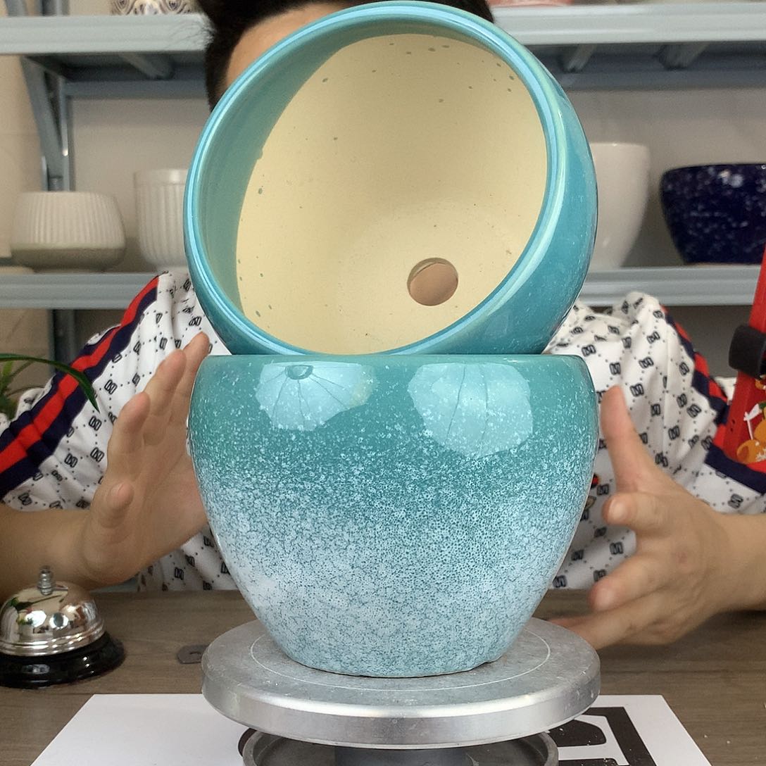 陶瓷绿色渐变苹果盆14x11两个花盆