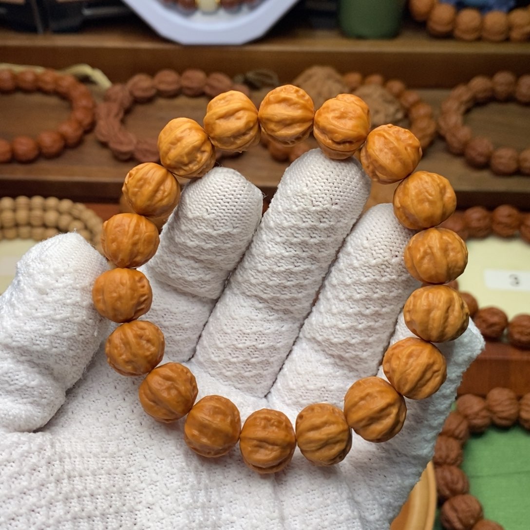 文玩核桃吊坠15方肚粗筋