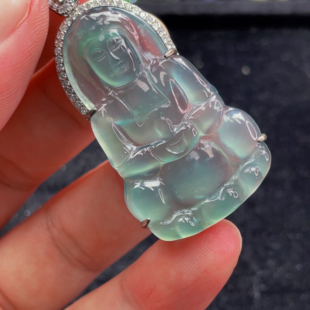 翡翠未镶嵌颈饰5，