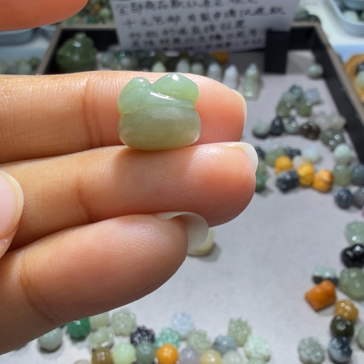 未镶嵌和田玉珠宝半成品