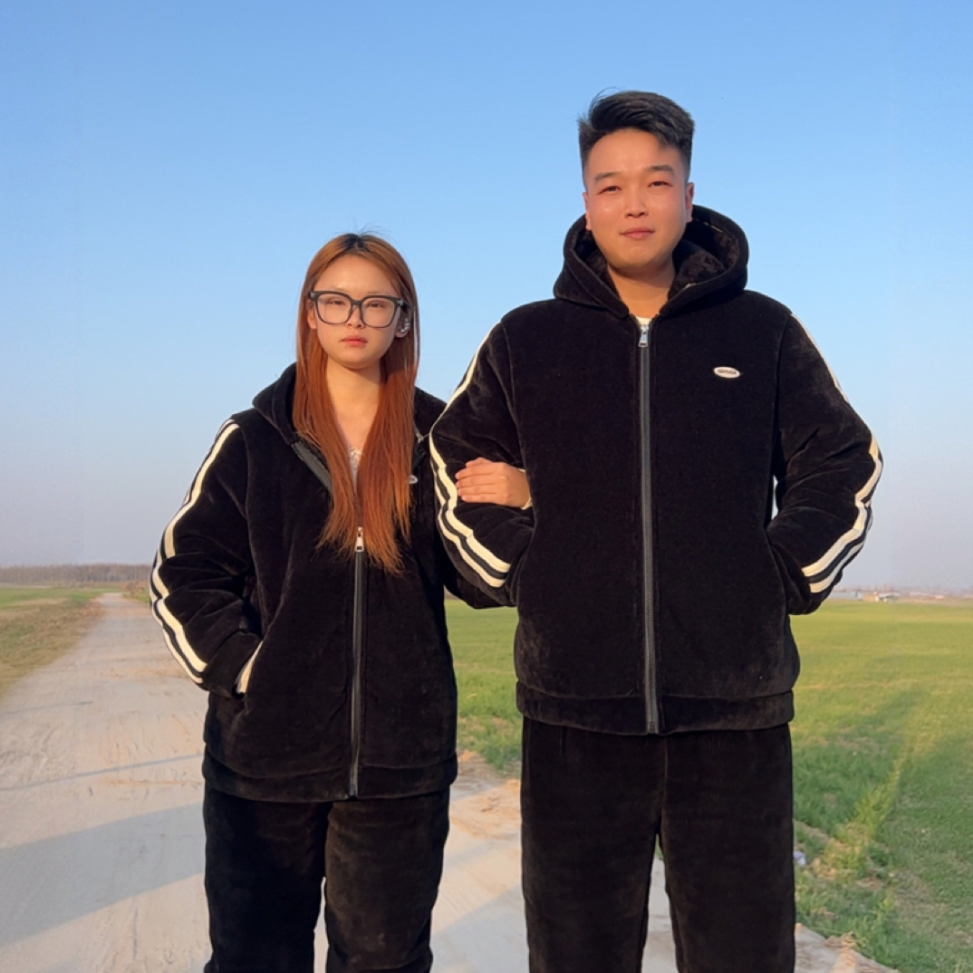 三层超厚情侣套装连帽款雪尼尔加绒加厚保暖可外穿休闲家居服套装