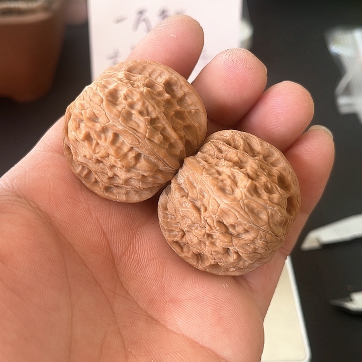 文玩核桃把件39尺山地磨盘