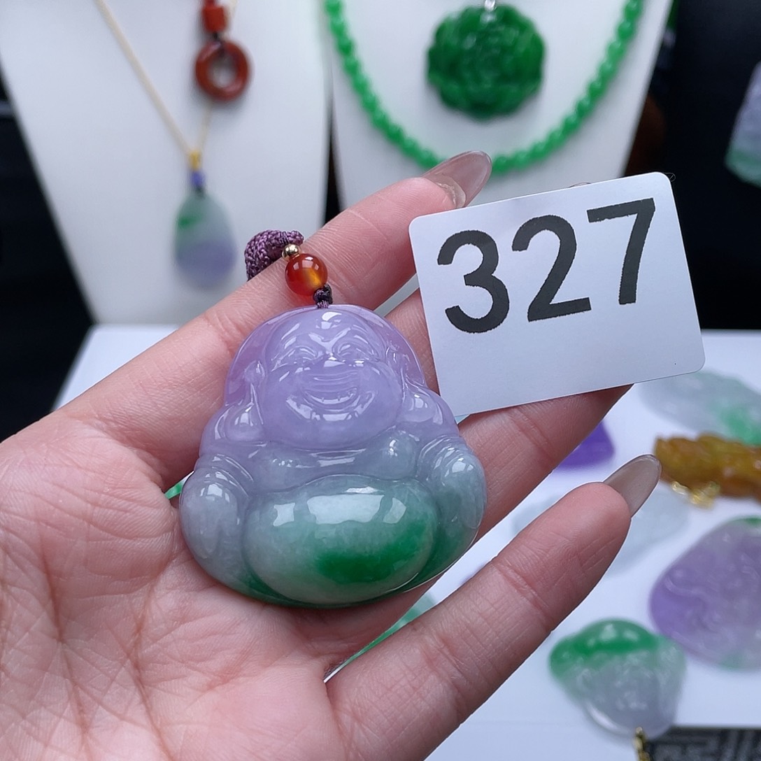 翡翠吊坠(赠链)未镶嵌