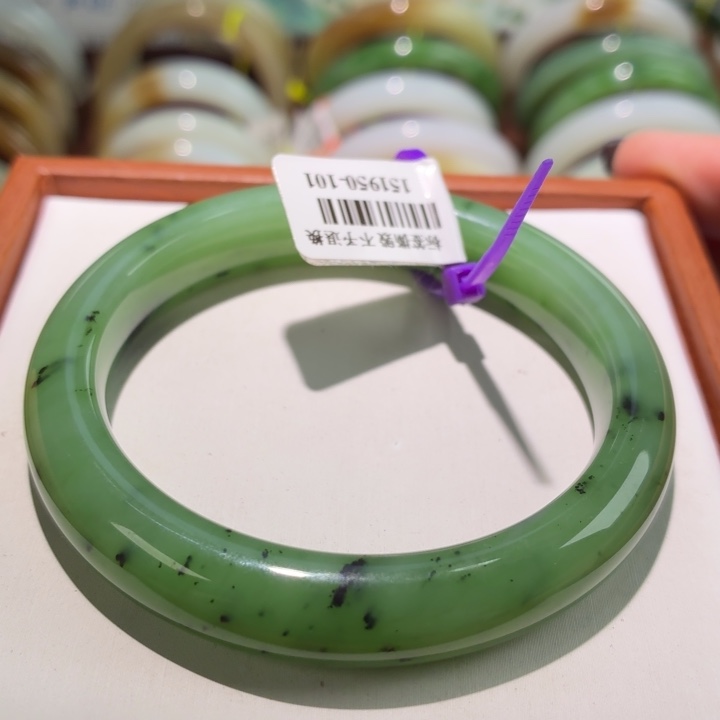 和田玉未镶嵌手镯 56 57