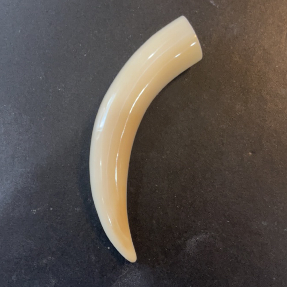 猛犸香约62.5克手把件TC370