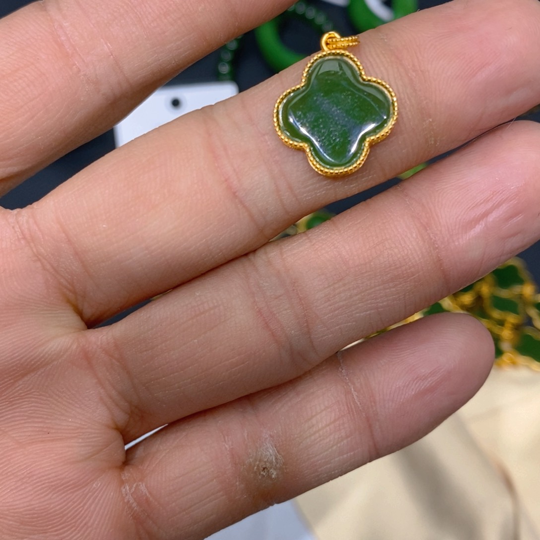 和田玉（碧玉）耳饰银S925镶嵌